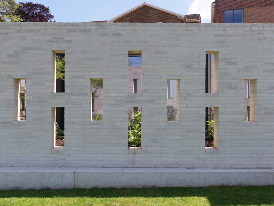 St Raphael s at Mayfield by Adam Richards Architects