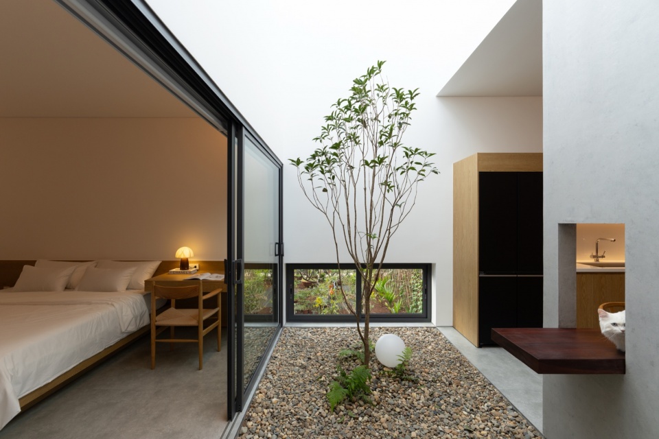 nam da house by 24minimalist architecture