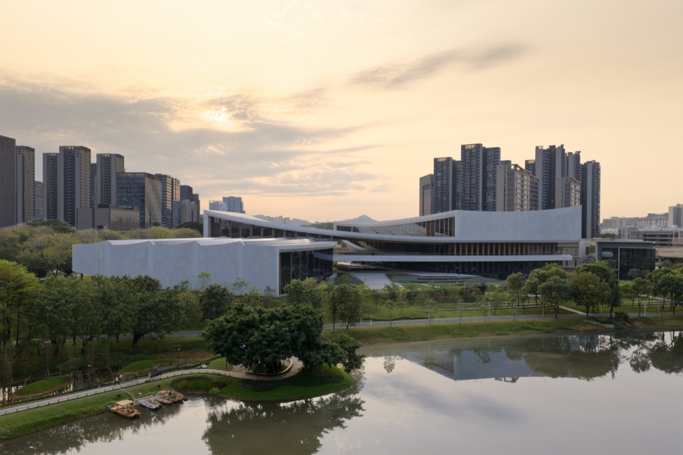 songshan lake exhibition and performance centre by zaha hadid architects