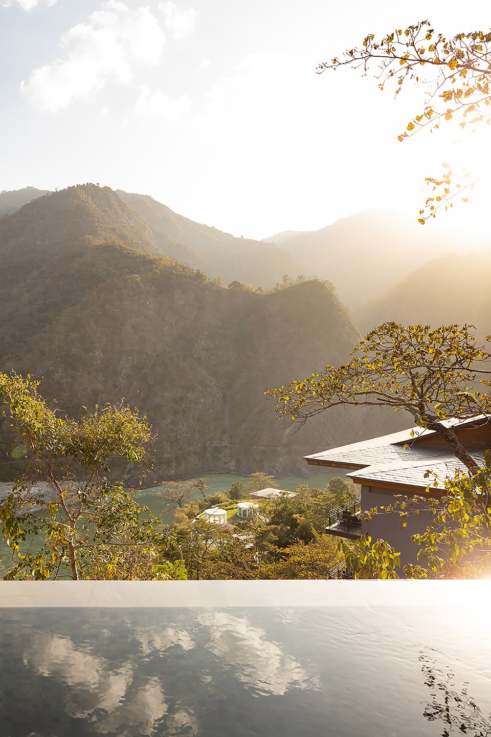 Complex Taj Rishikesh Resort Spa