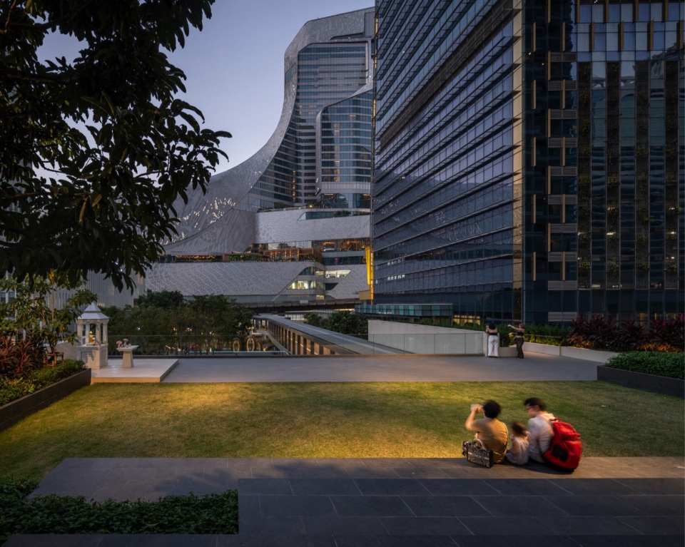 One City Centre by Shma Company Limited