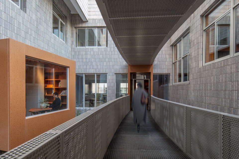banshan1994 commune constructing a new locality by office canopy of architecture