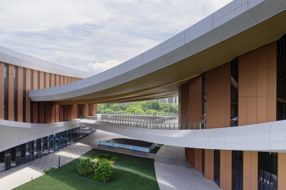 songshan lake exhibition and performance centre by zaha hadid architects