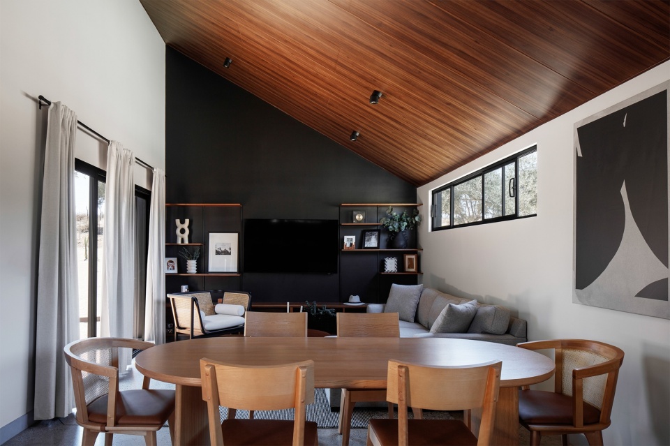 Serentha Cabin