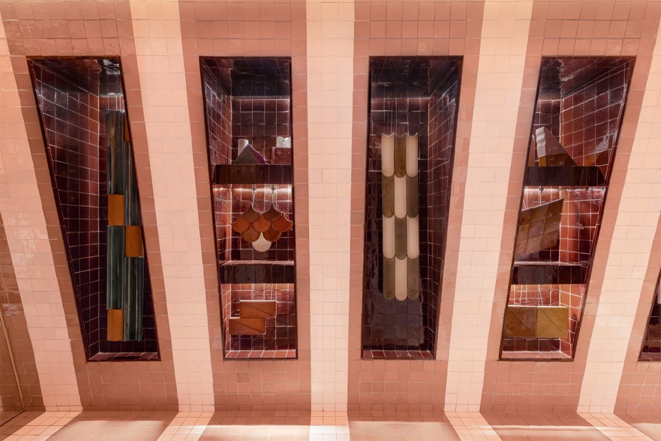 maora showroom by masquespacio