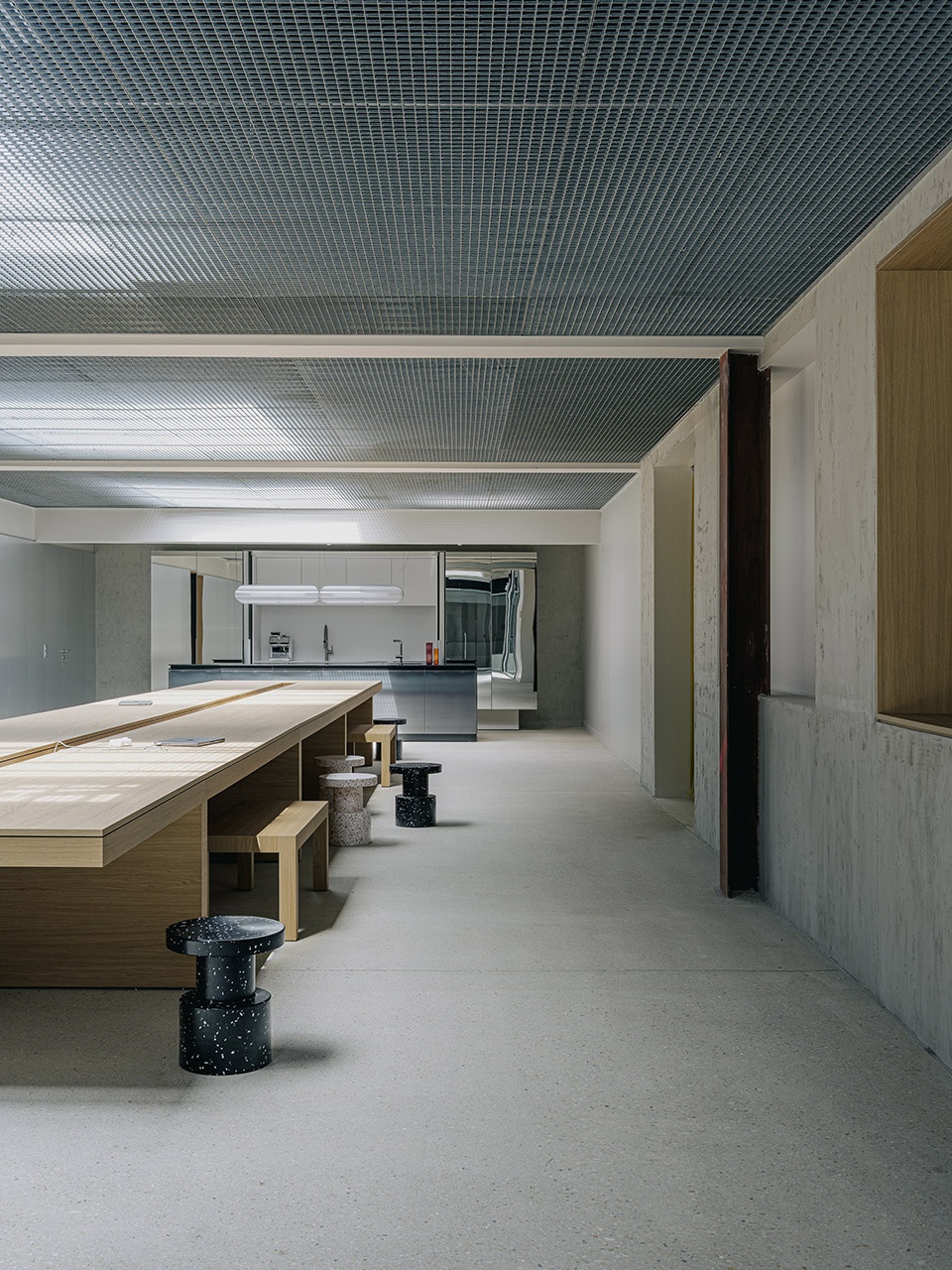 yard house by exbrayat enrico architectes