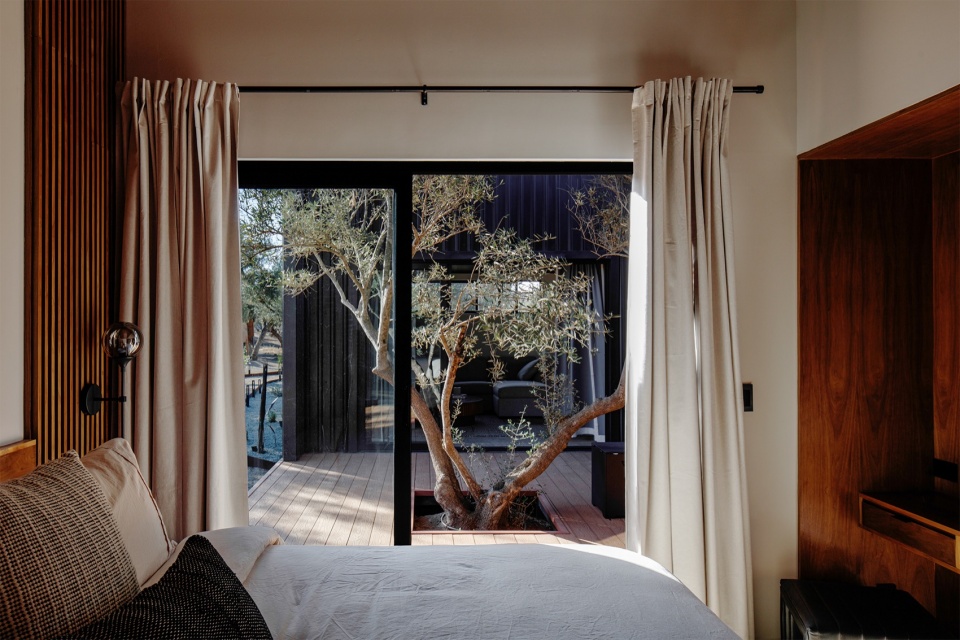 Serentha Cabin