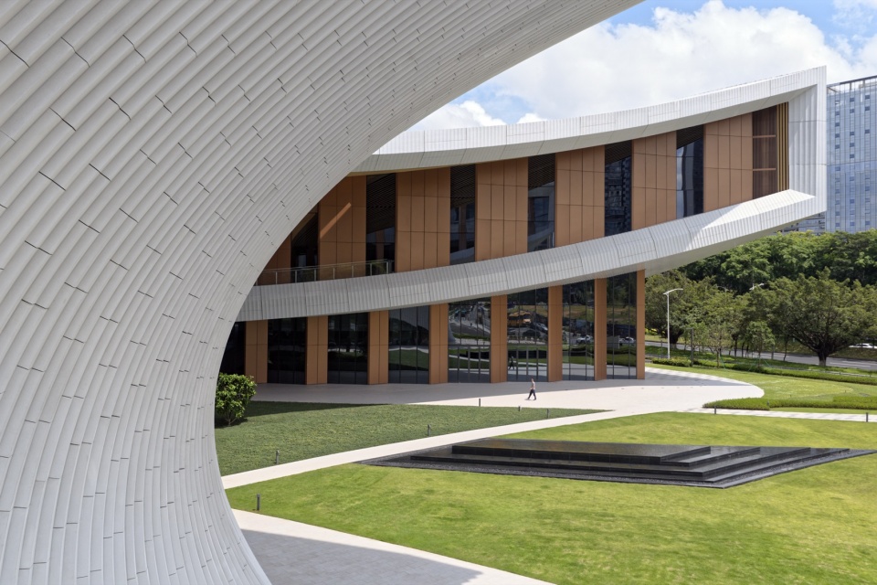 songshan lake exhibition and performance centre by zaha hadid architects