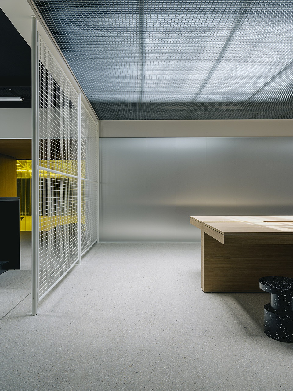yard house by exbrayat enrico architectes