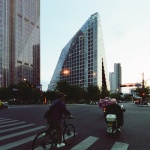 杭州未来科技城新湖中心·光棱 / OMA