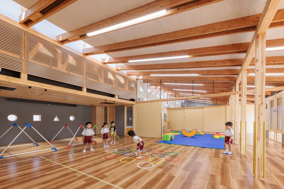 kurashiki central hospital miwa nursery school by nikken sekkei