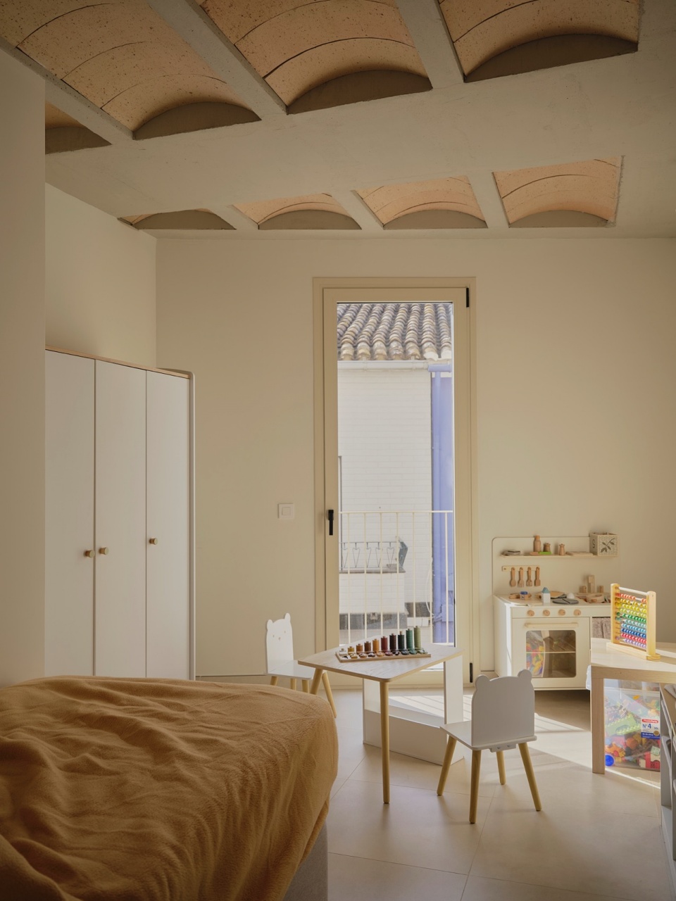 house for piano and violin by endalt arquitectes josep eixeres
