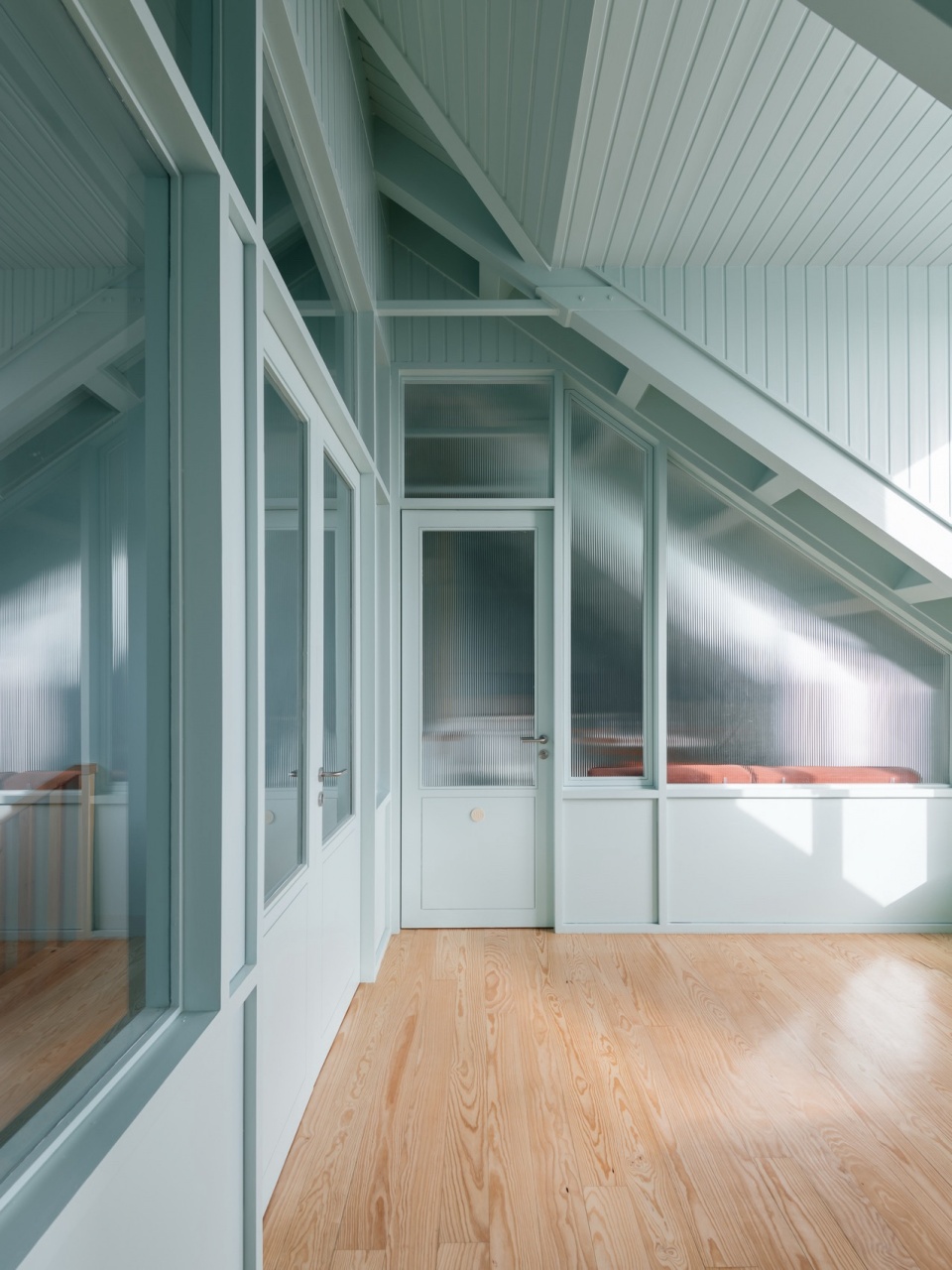 Rose building by Aurora Architects Furo