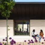 梅菲尔德圣拉斐尔健康与福祉中心，英国 / Adam Richards Architects