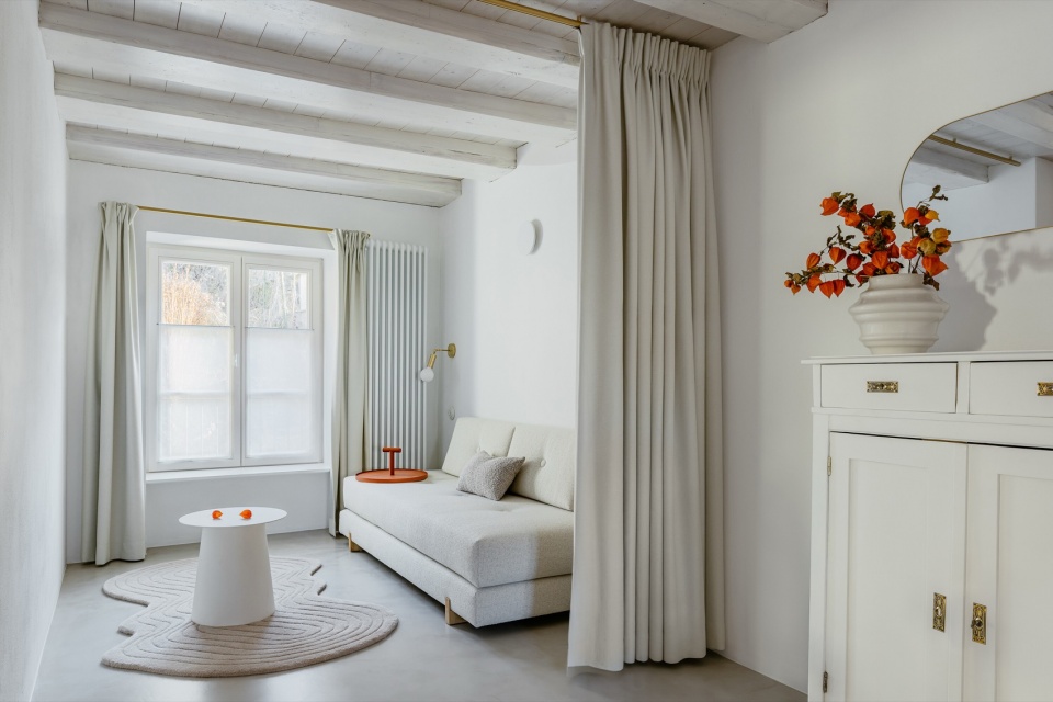 clementine house by architeka lucie nemcova
