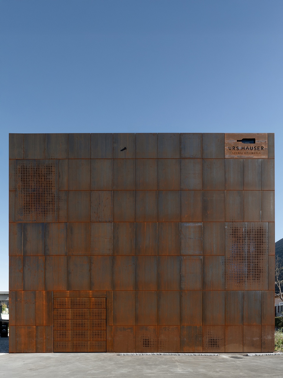 New Winery URS HAUSER