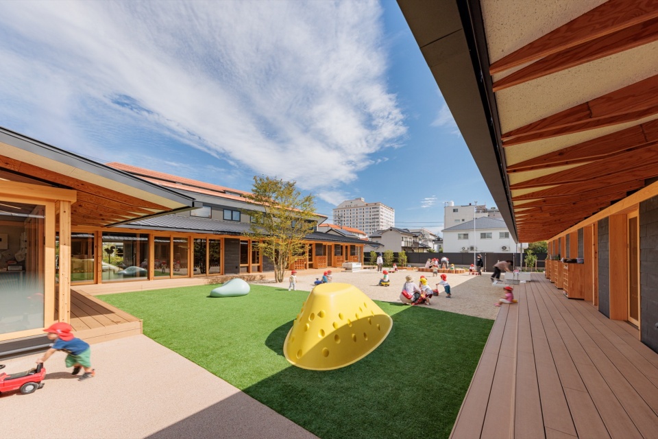 kurashiki central hospital miwa nursery school by nikken sekkei