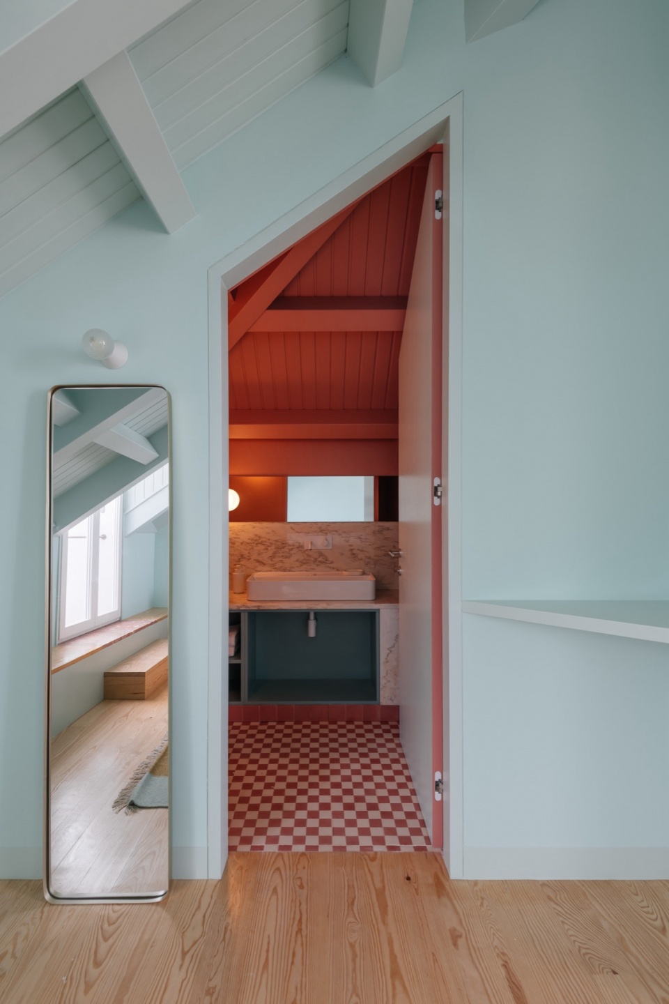 Rose building by Aurora Architects Furo