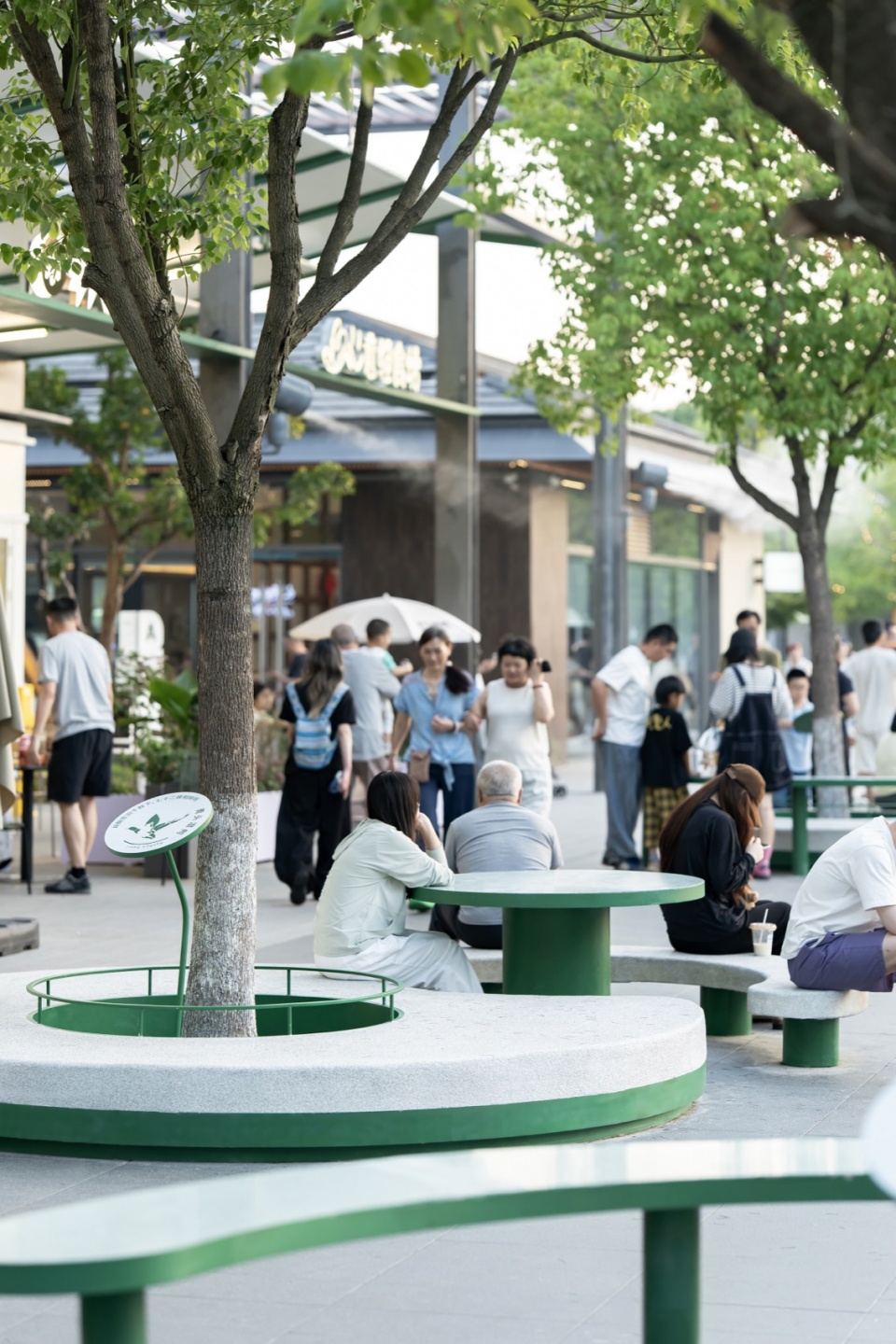 spatial renewal and scene stitching of birland food court by hangzhou parallect design x atelier diving bell