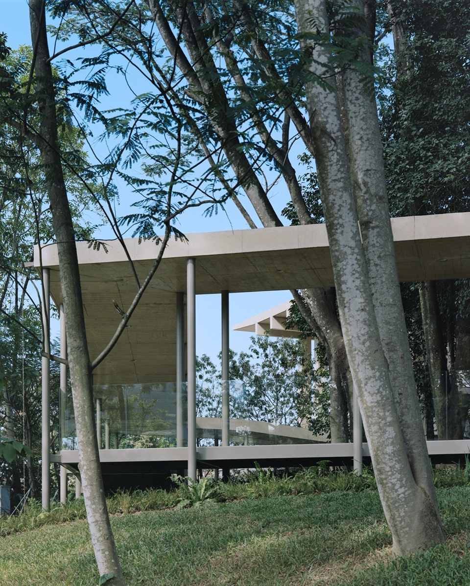 Ananya Art Center Guangzhou Branch and Community Canteen by Vector Architects