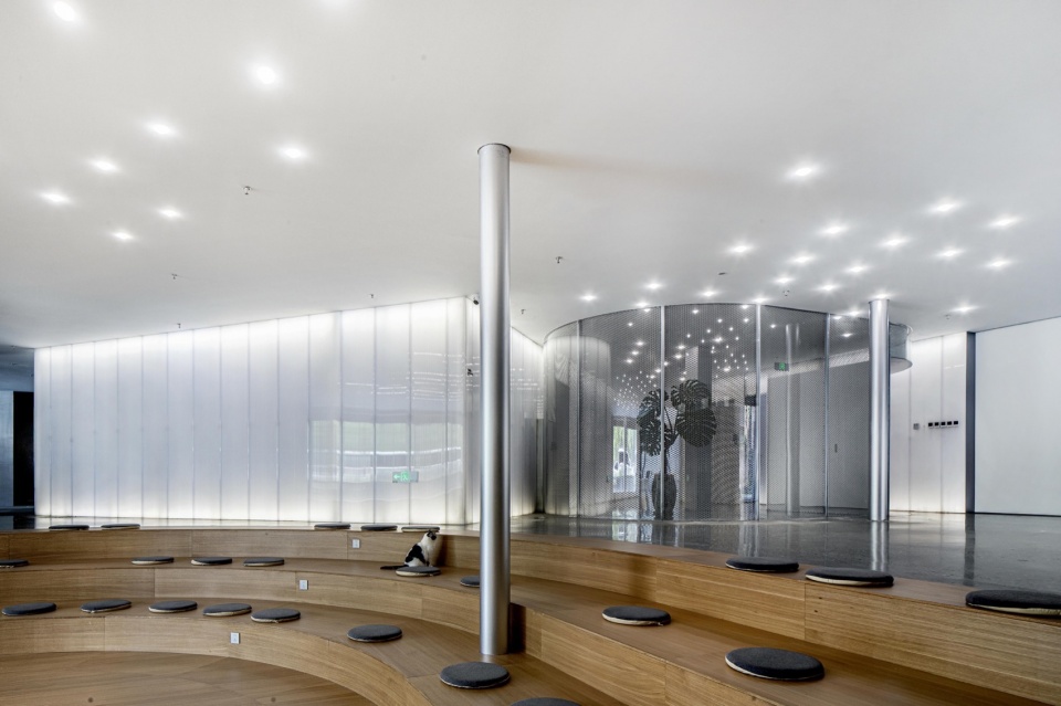 MORE Office Renovation by TAOA