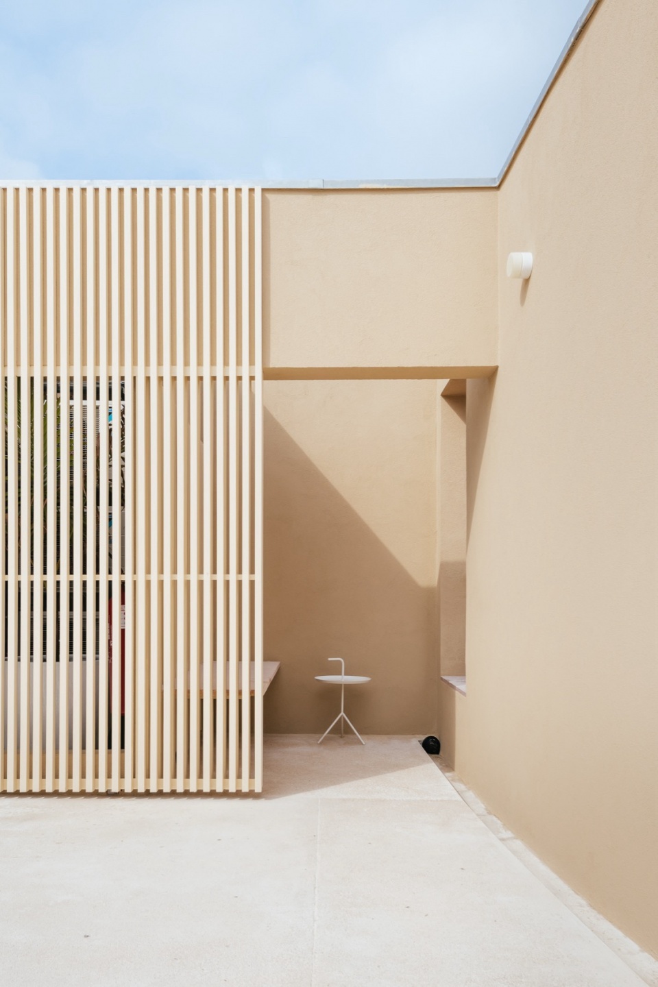 Mustard building by Aurora Architects Furo