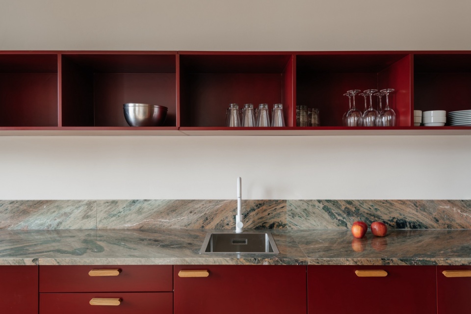 Rose building by Aurora Architects Furo