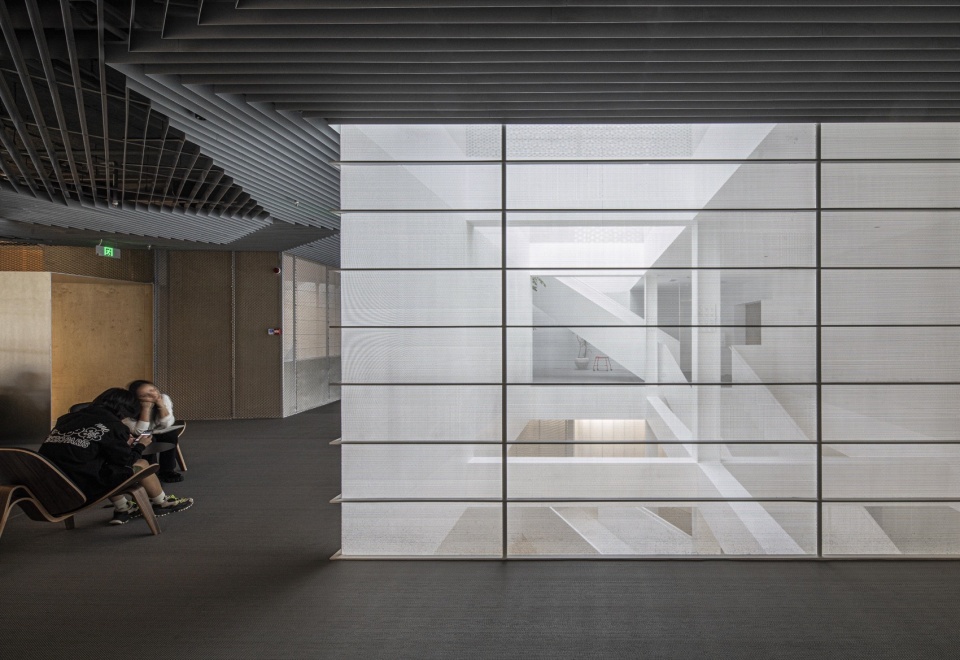 MORE Office Renovation by TAOA
