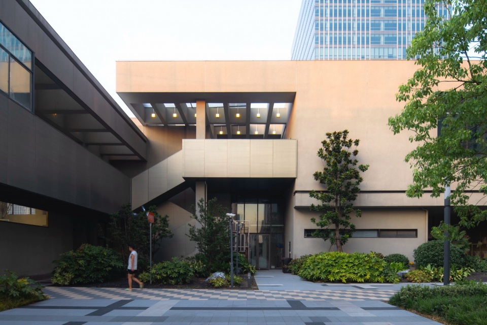 CHANGE U Community by Fusion Architects