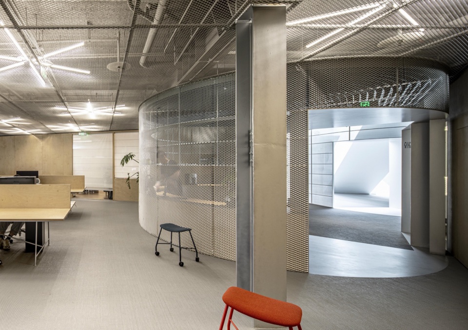 MORE Office Renovation by TAOA