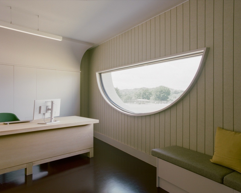 St Raphael s at Mayfield by Adam Richards Architects