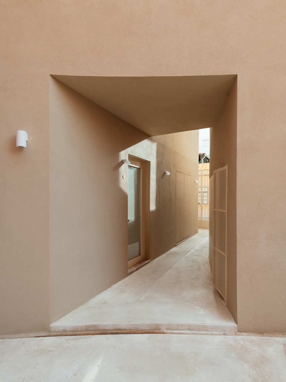 Mustard building by Aurora Architects Furo