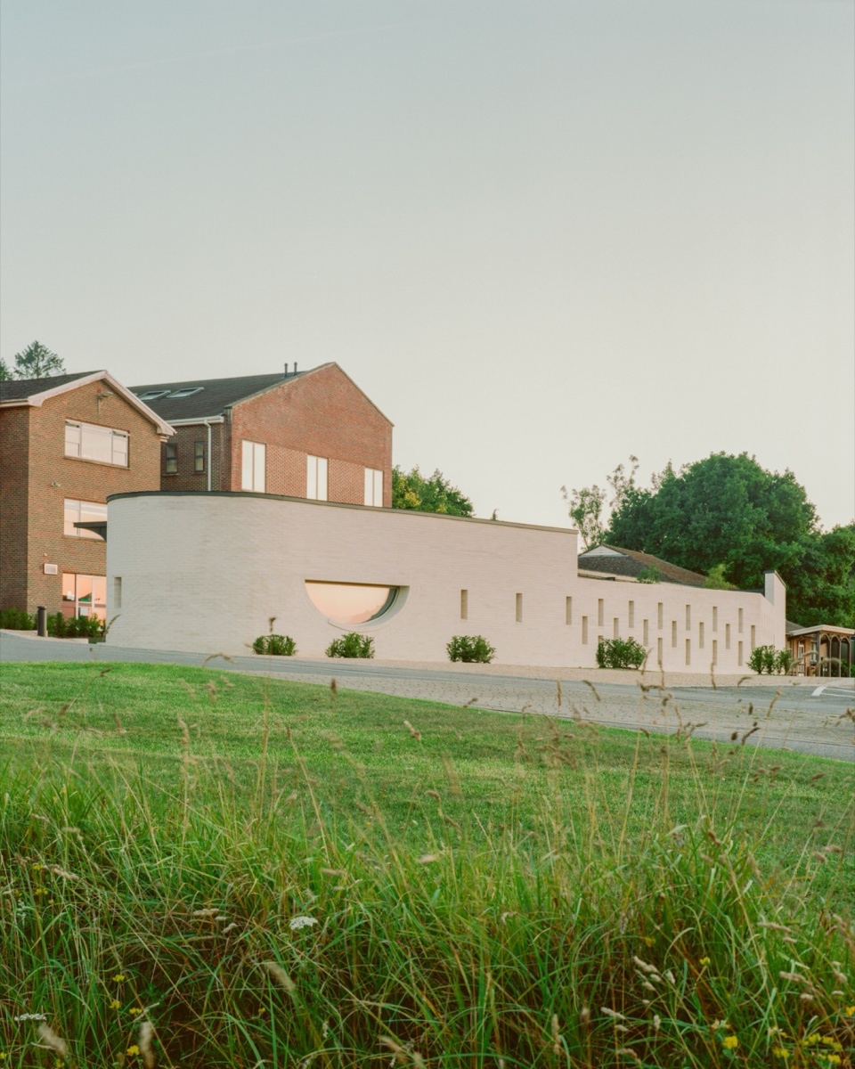 St Raphael s at Mayfield by Adam Richards Architects