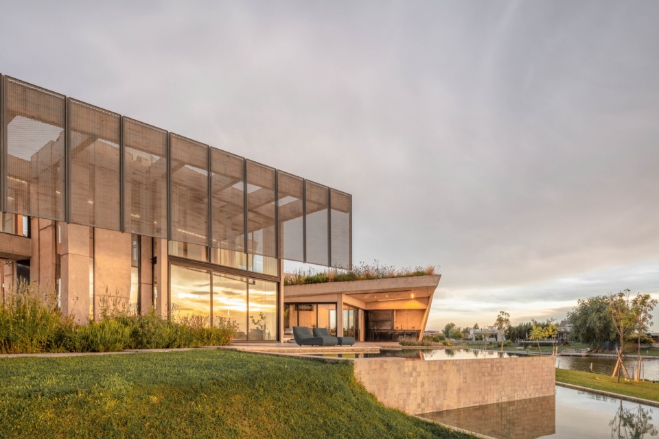lomadas house by grizzo studio