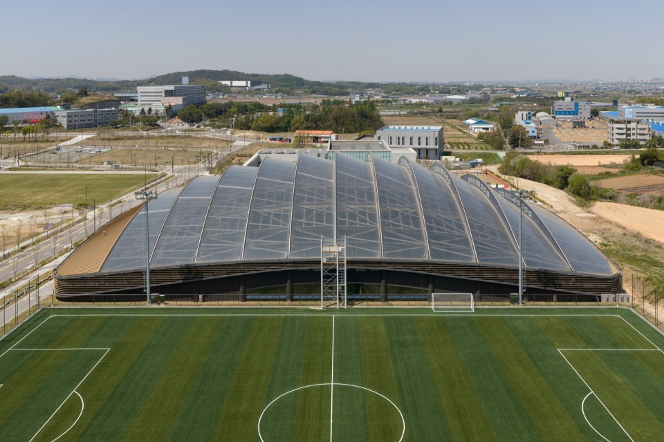 KOREAN FOOTBALL PARK by UNS