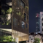 GARDEN CURTAIN WALL by Formwerkz Architects