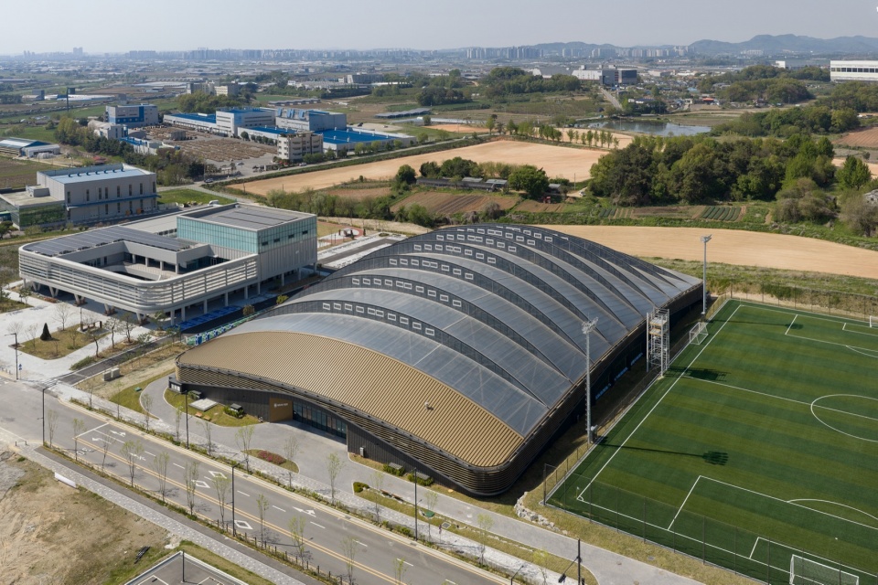 KOREAN FOOTBALL PARK by UNS
