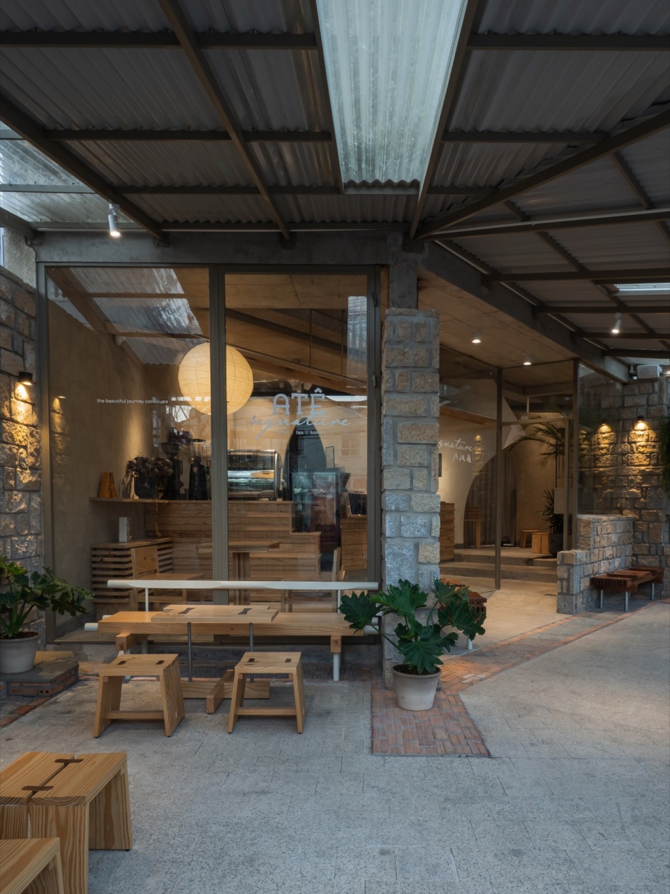 ate signature cafe by xuong xep