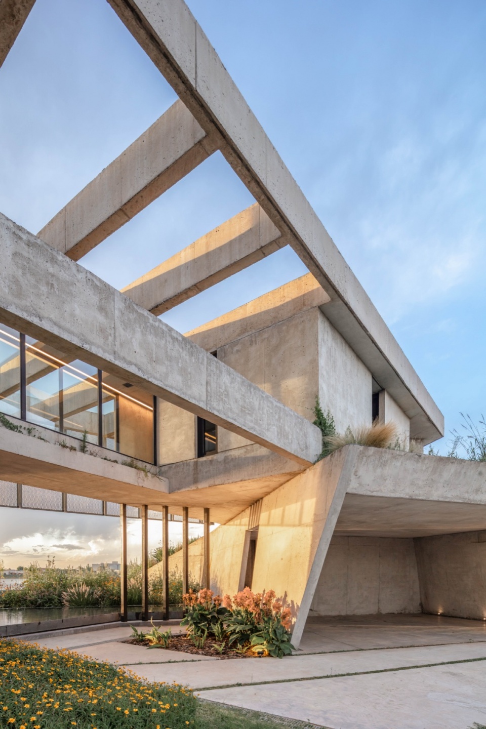 lomadas house by grizzo studio