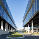 蓓慈中心-在公园上空建造的总部，安徽 / 优意建筑设计（上海）有限公司 + 江苏筑森建筑设计有限公司