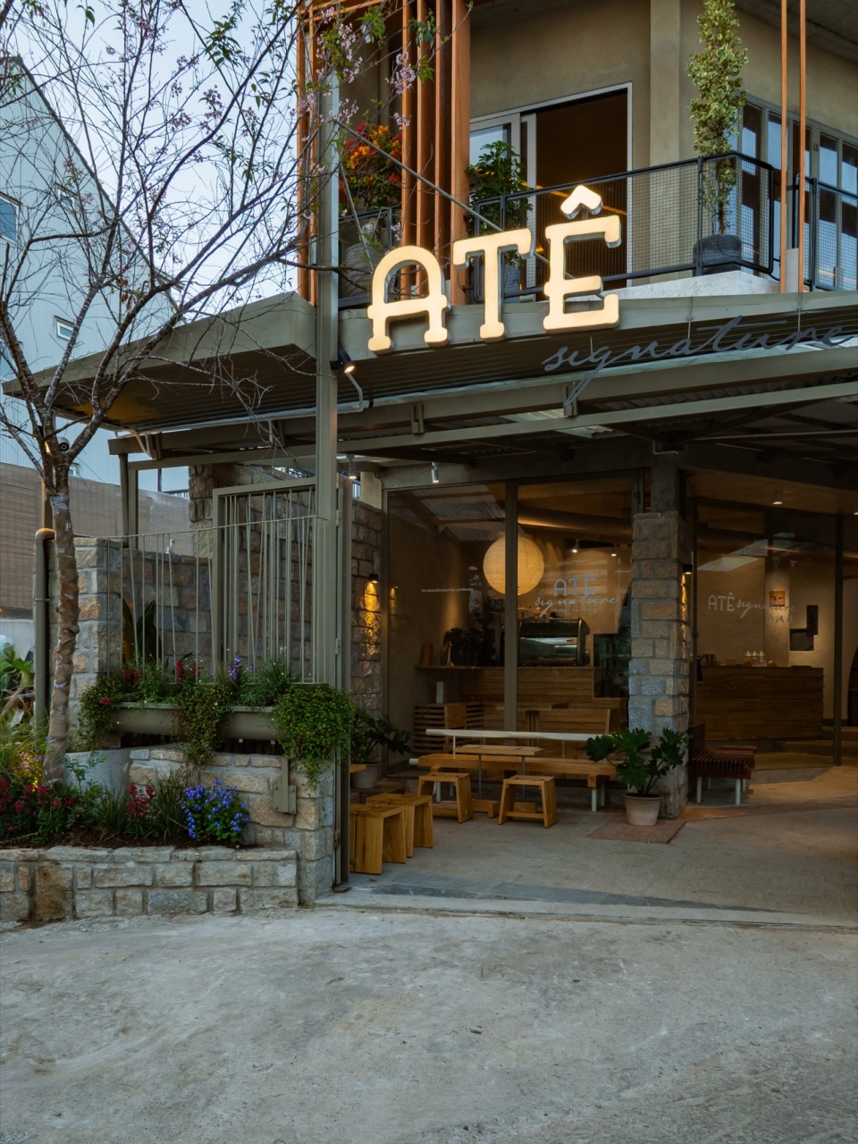ate signature cafe by xuong xep