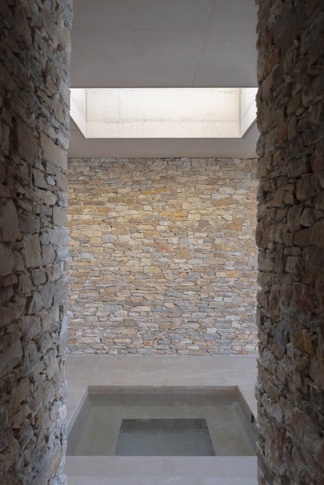 beneath the earth fysika by alexandre pavlidis architect