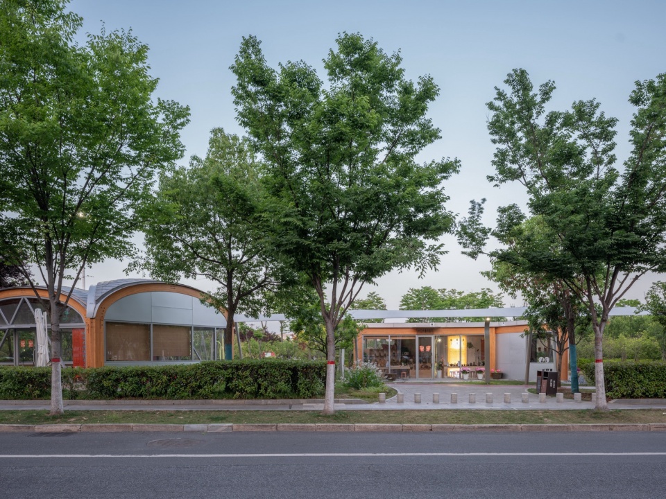 TBB Public Space Practice at Hundred Flowers Park Xinyang by Atelier Liu Yuyang Architects