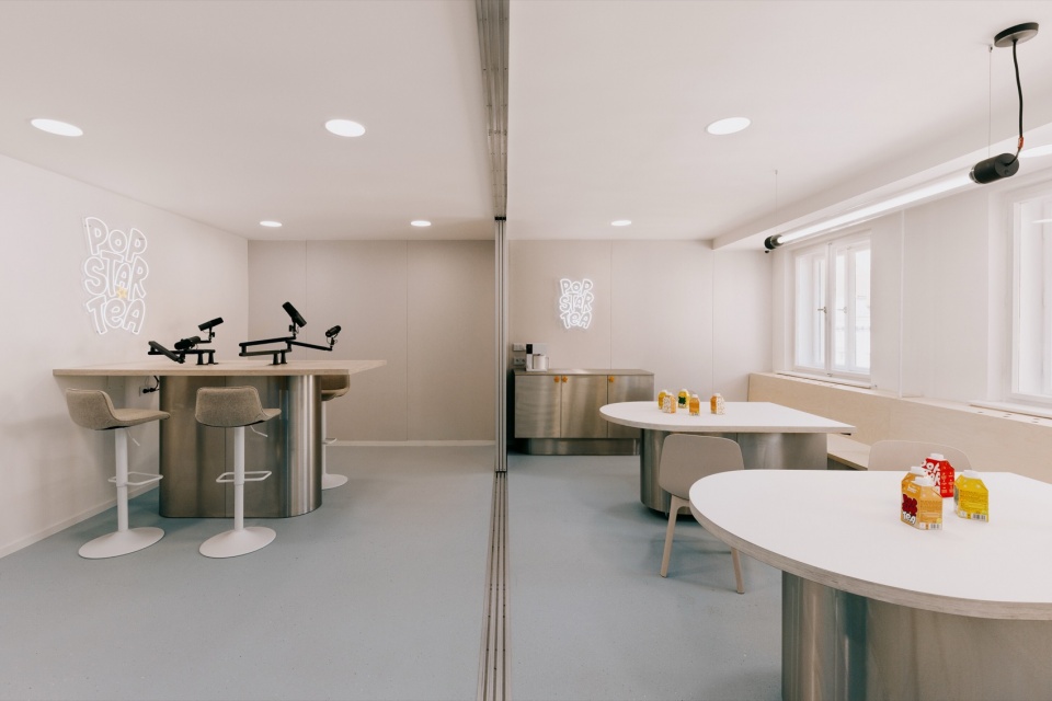 popstar tea space by holky rady architekturu