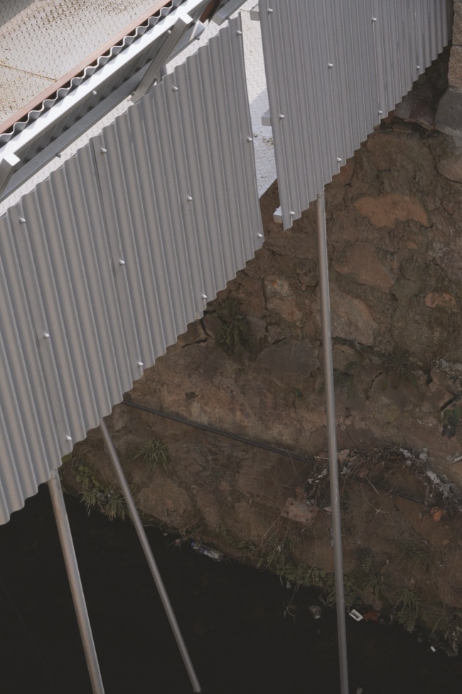 easel bridge by xbtw office