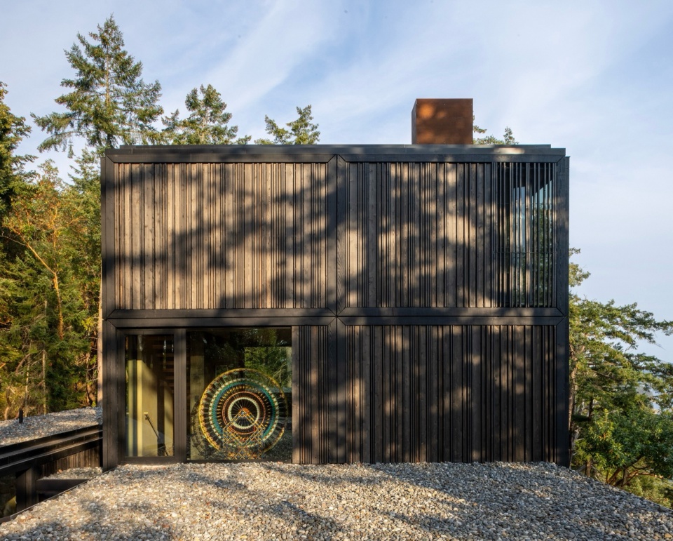 Discovery Bay House by Dekleva Gregoric Architects