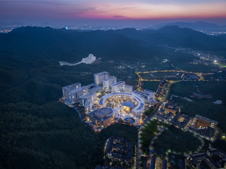 Science and Engineering Building Complex at Beijing Normal University Zhuhai Campus