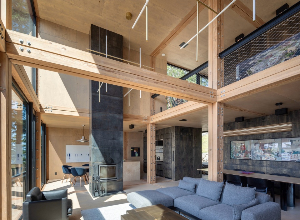 Discovery Bay House by Dekleva Gregoric Architects