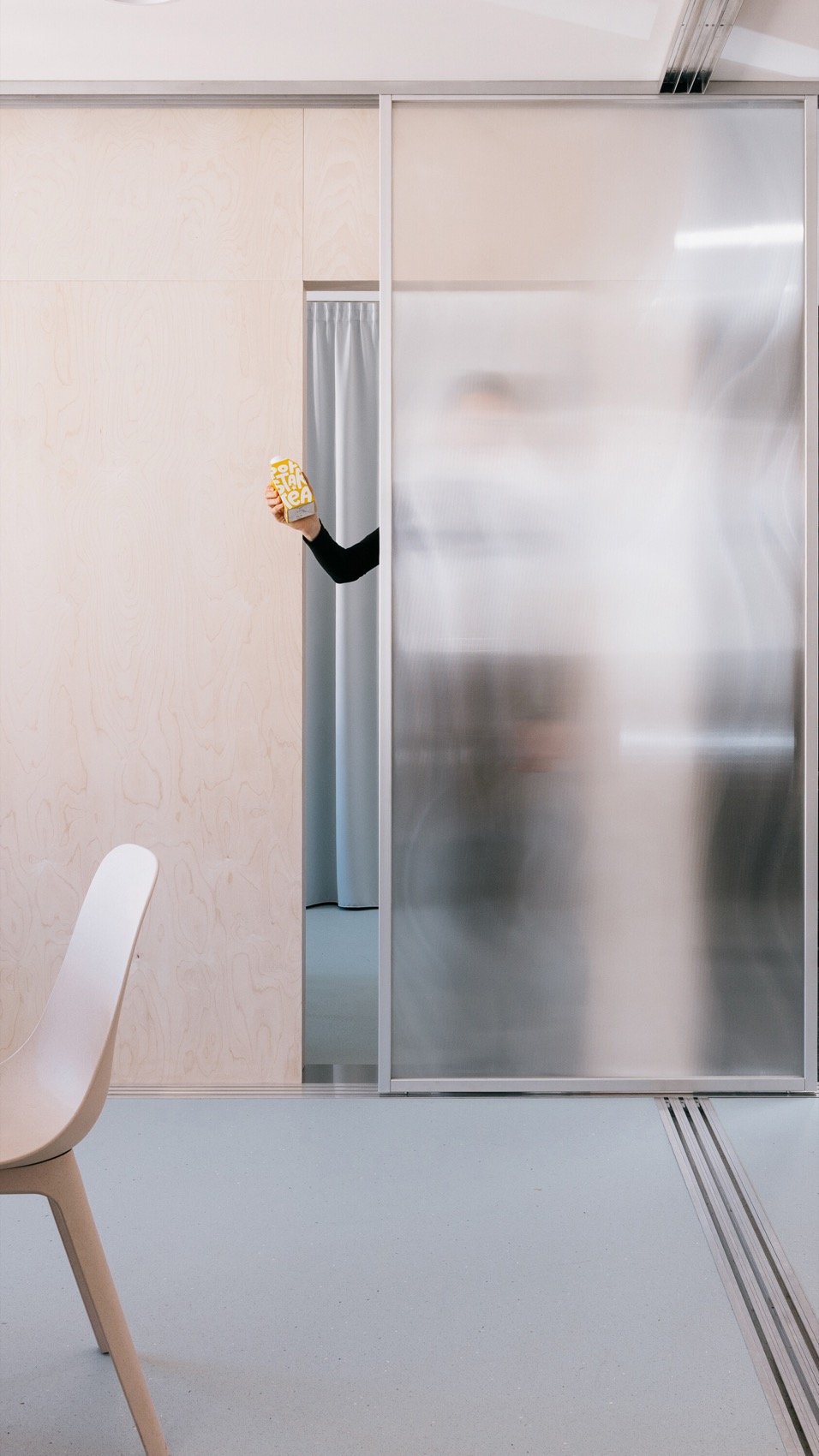 popstar tea space by holky rady architekturu