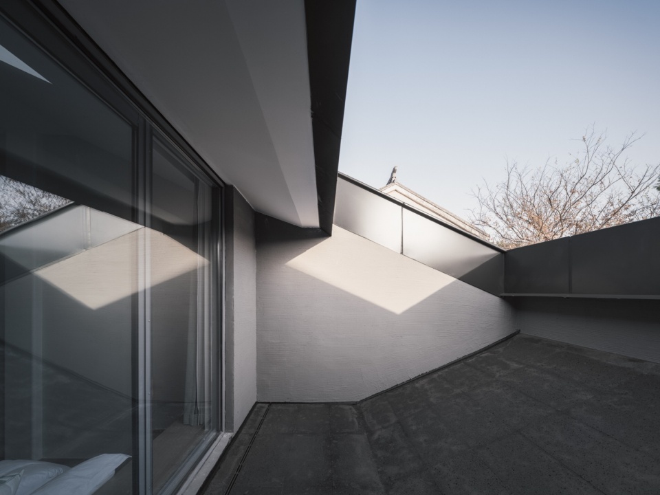 heart fields house over house by wutopia lab